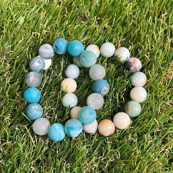Set of 2 Crystal Rock Beaded Bracelets - NEW - Never Worn Blue/Aqua Stones - Picture 1 of 3